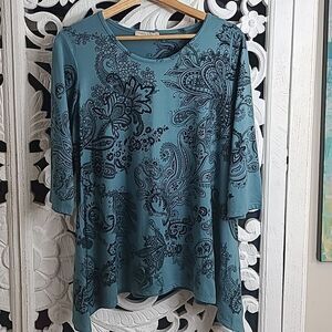 EUC Coco's Closet (boutique) tunic top size L